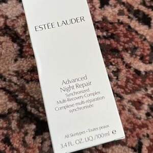 Estée Lauder advance Night time serum